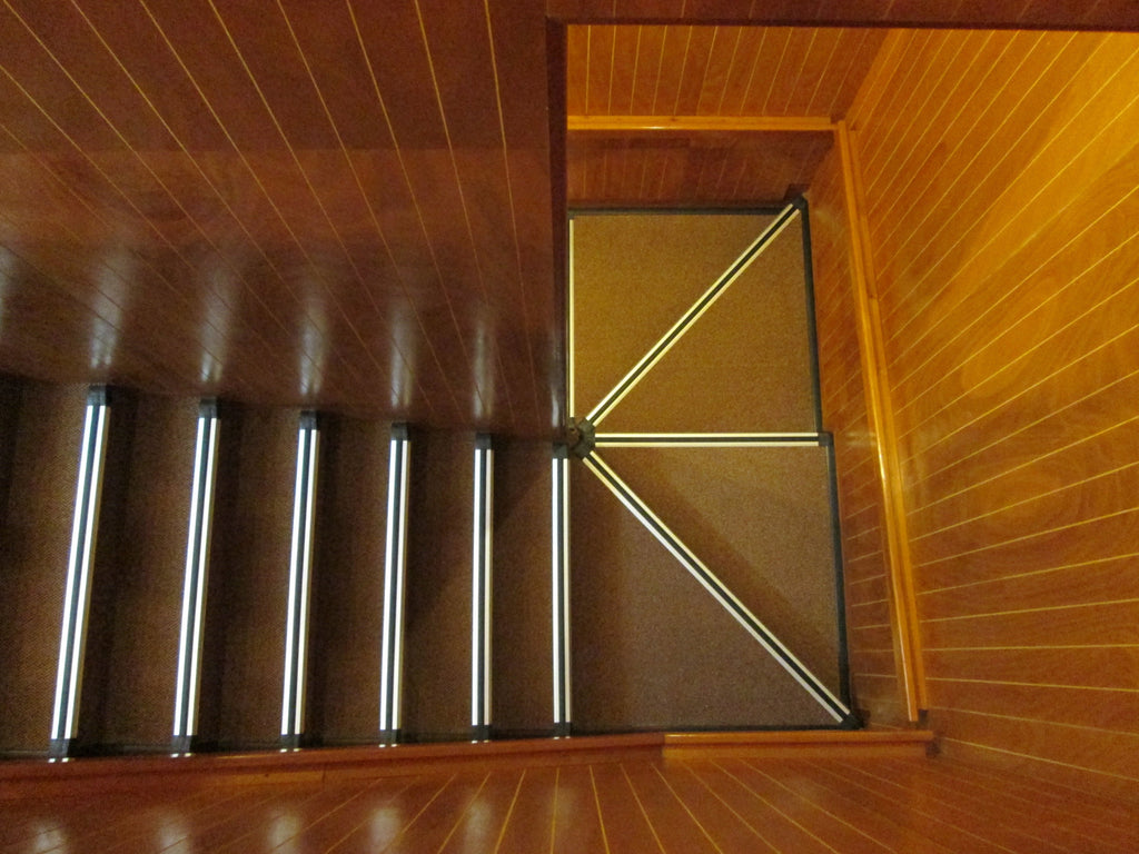 Step Lighting Kits: Homes, Bars, Restaurants, Churches